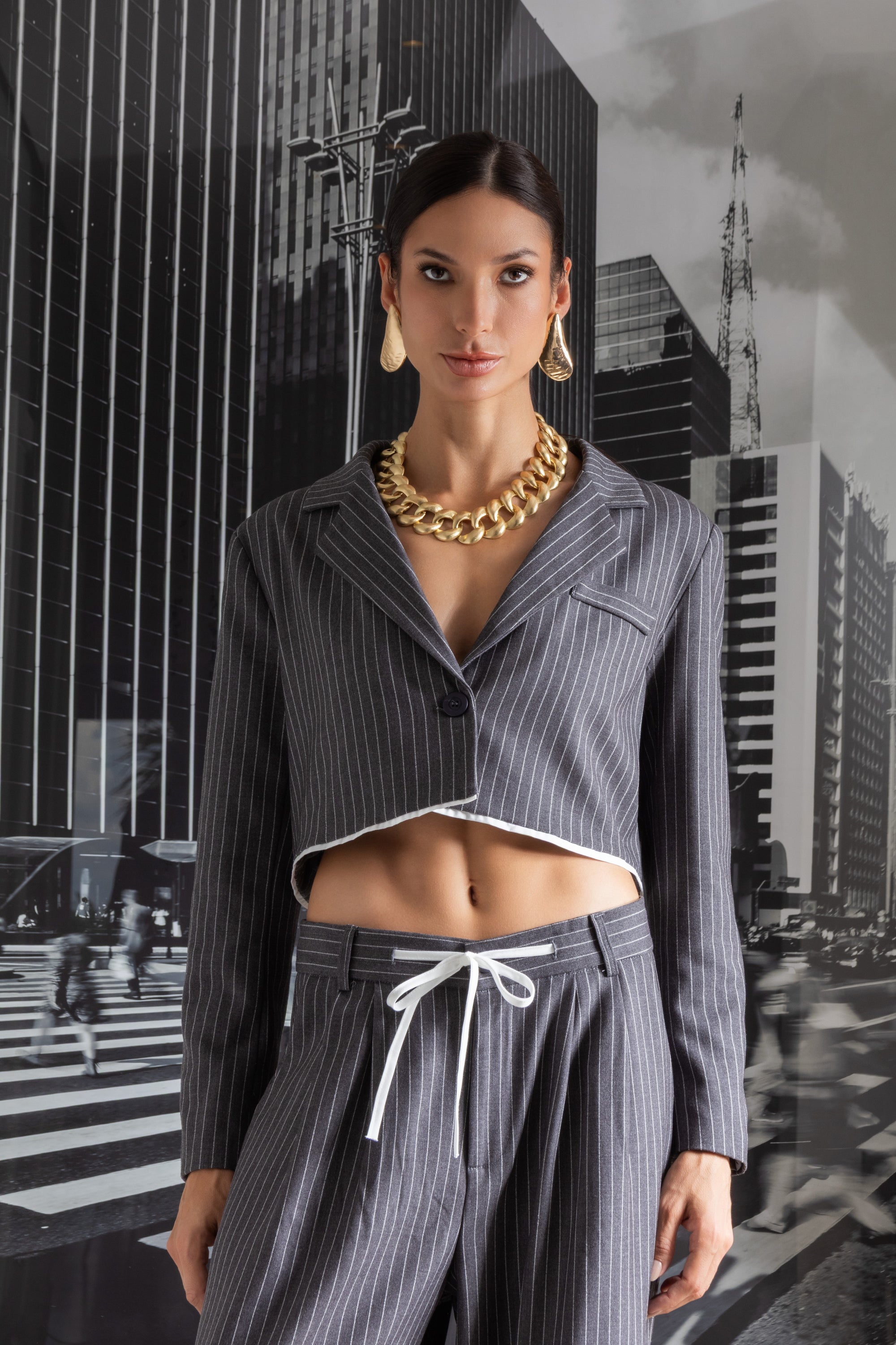 Blazer cropped de alfaiataria