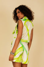 Conjunto de colete cargo com shorts