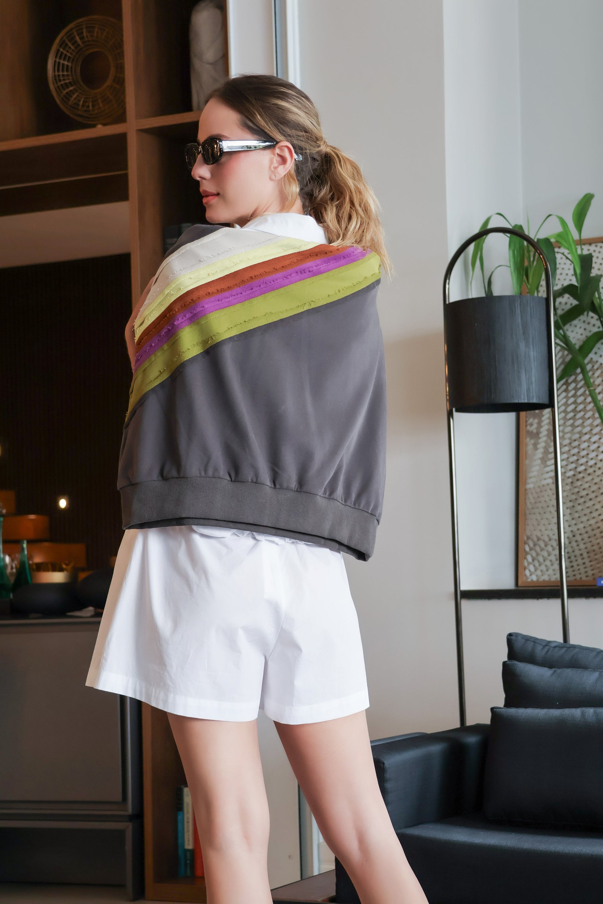 Shorts curto de tactel