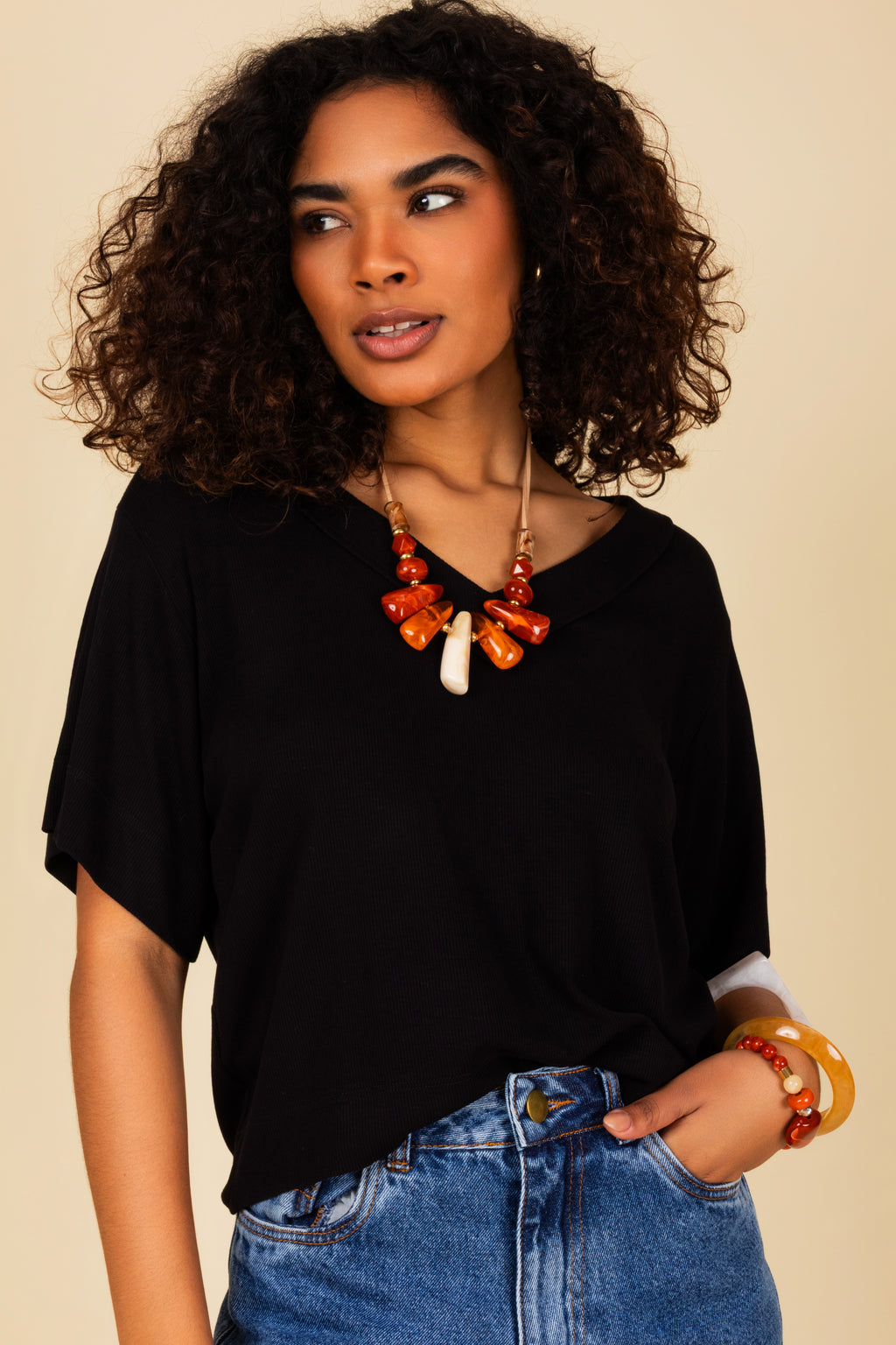 Blusa em malha decote v