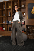 Calça pantalona de alfaiataria