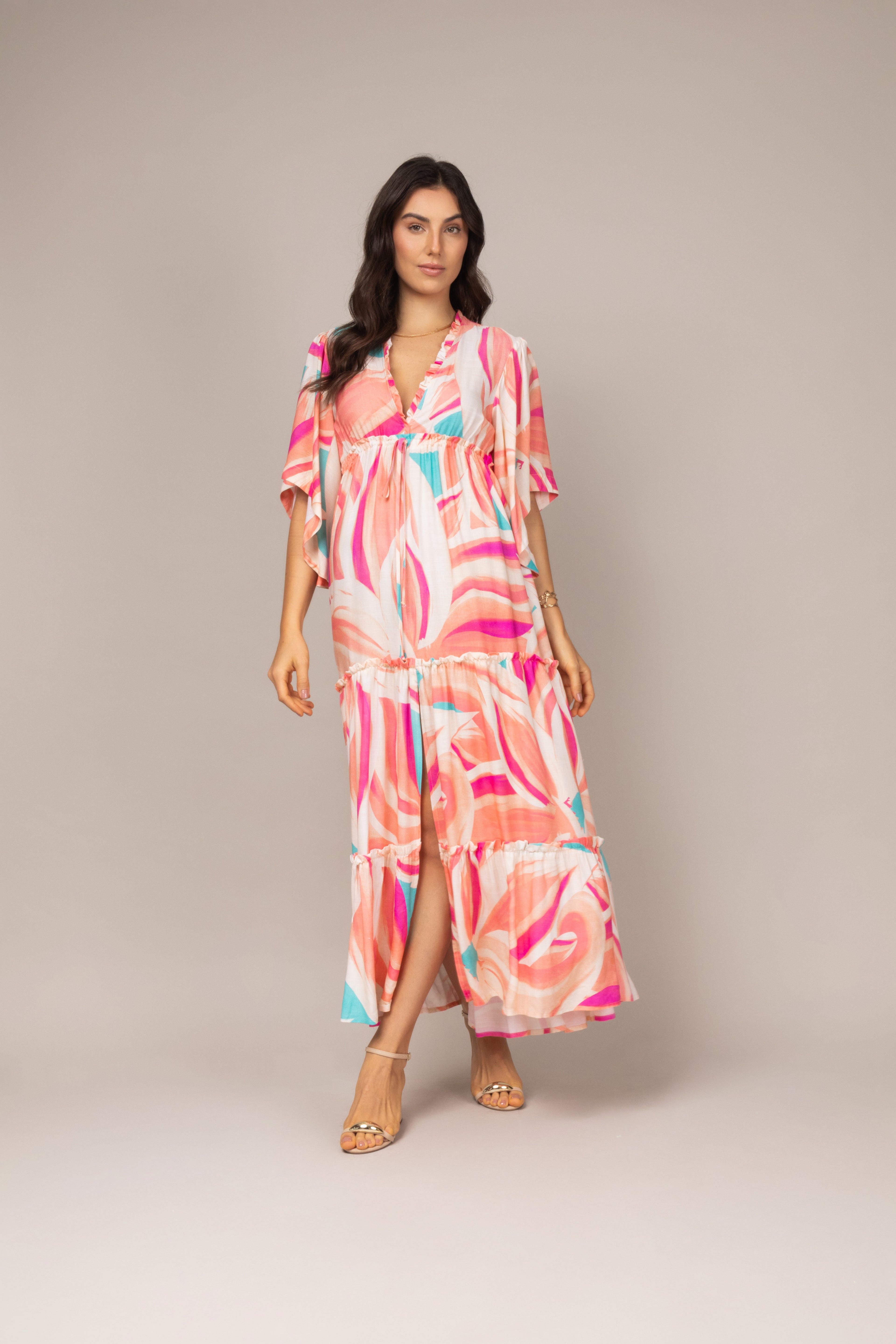Vestido longo estampado com decote v