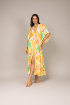 Vestido longo estampado com decote v