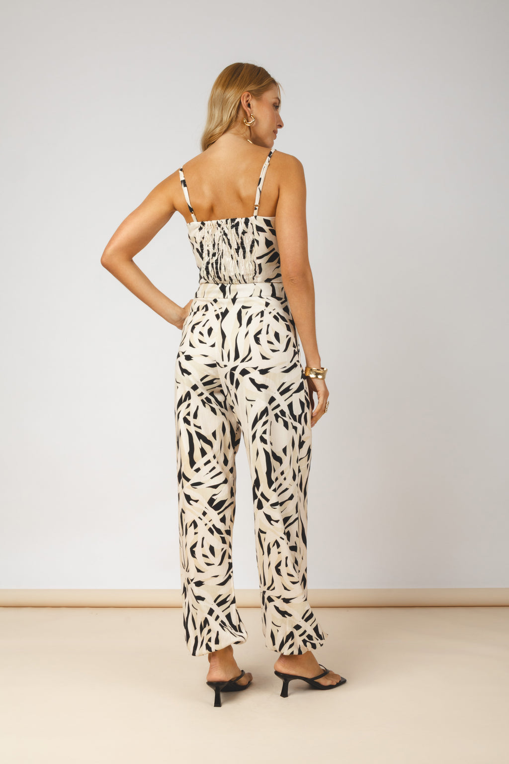 Conjunto cropped e calça aladim