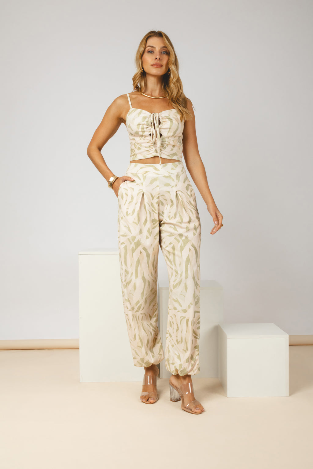 Conjunto cropped e calça aladim