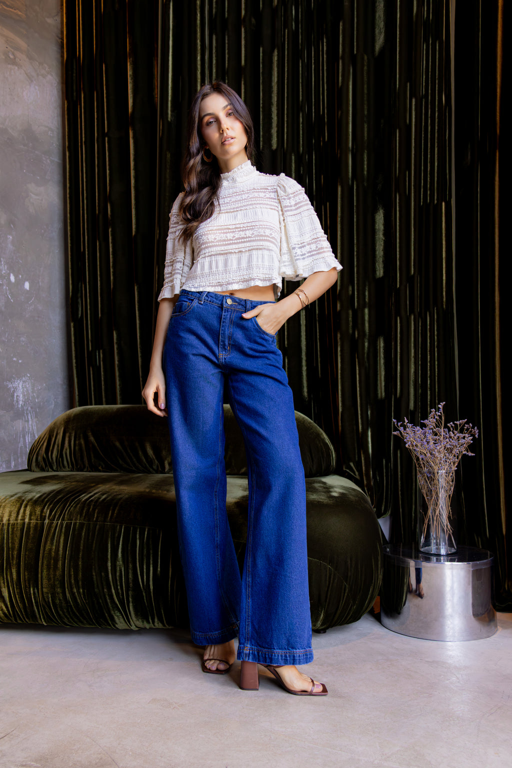 Calça jeans escura