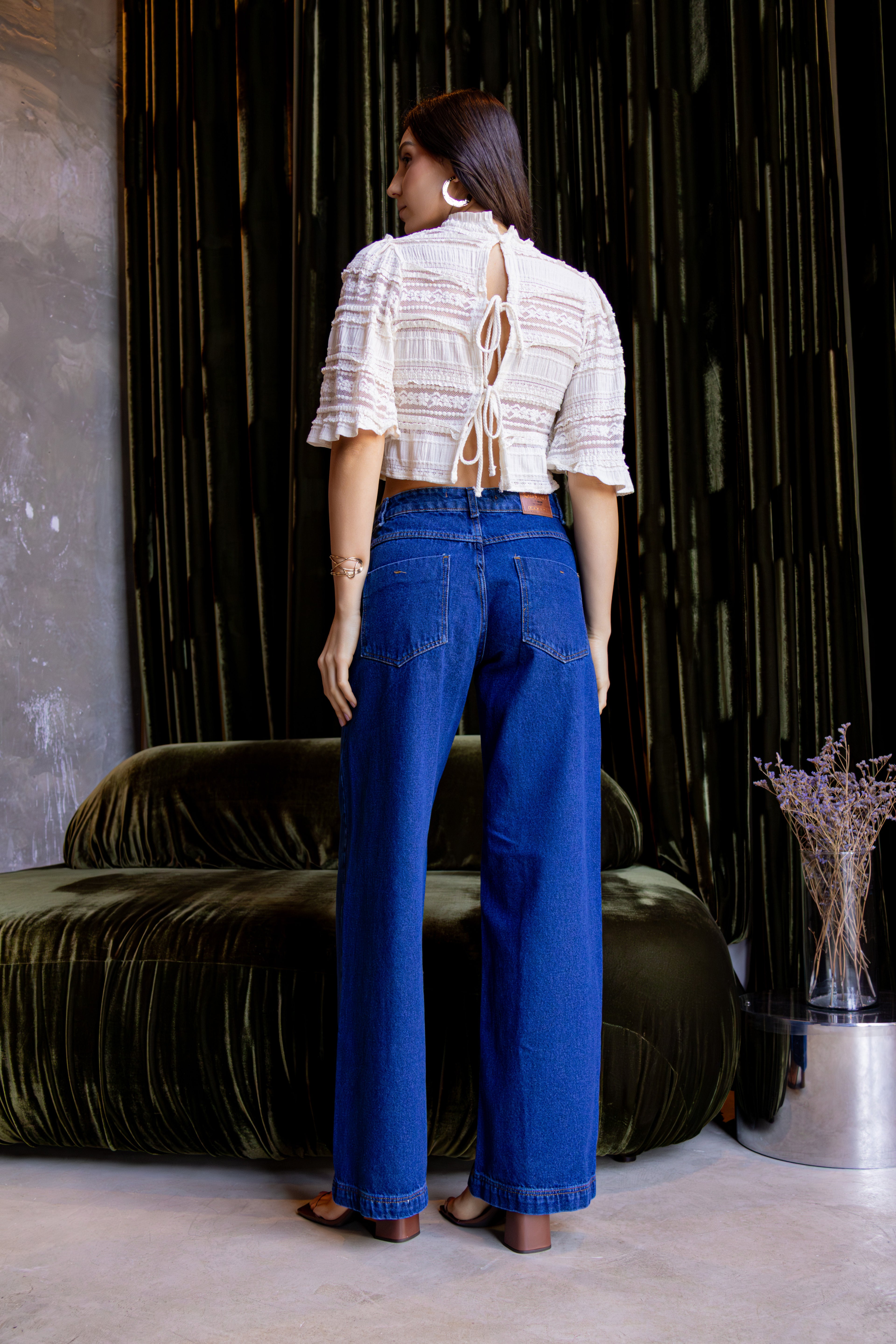 Blusa cropped de renda