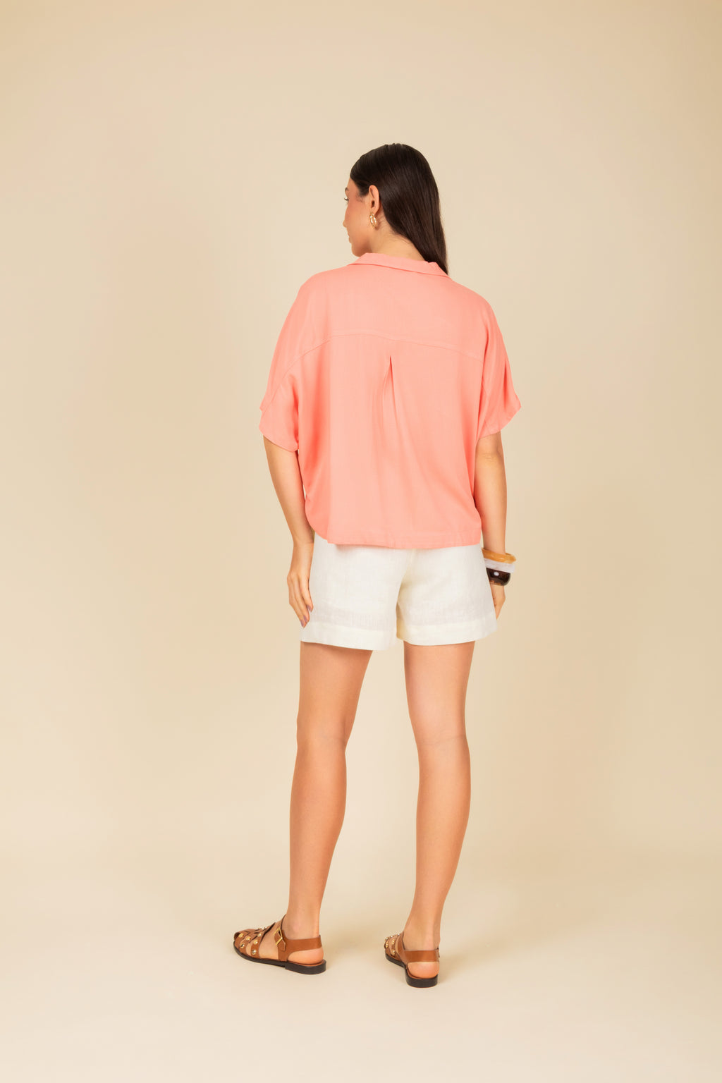 Blusa polo cropped em malha