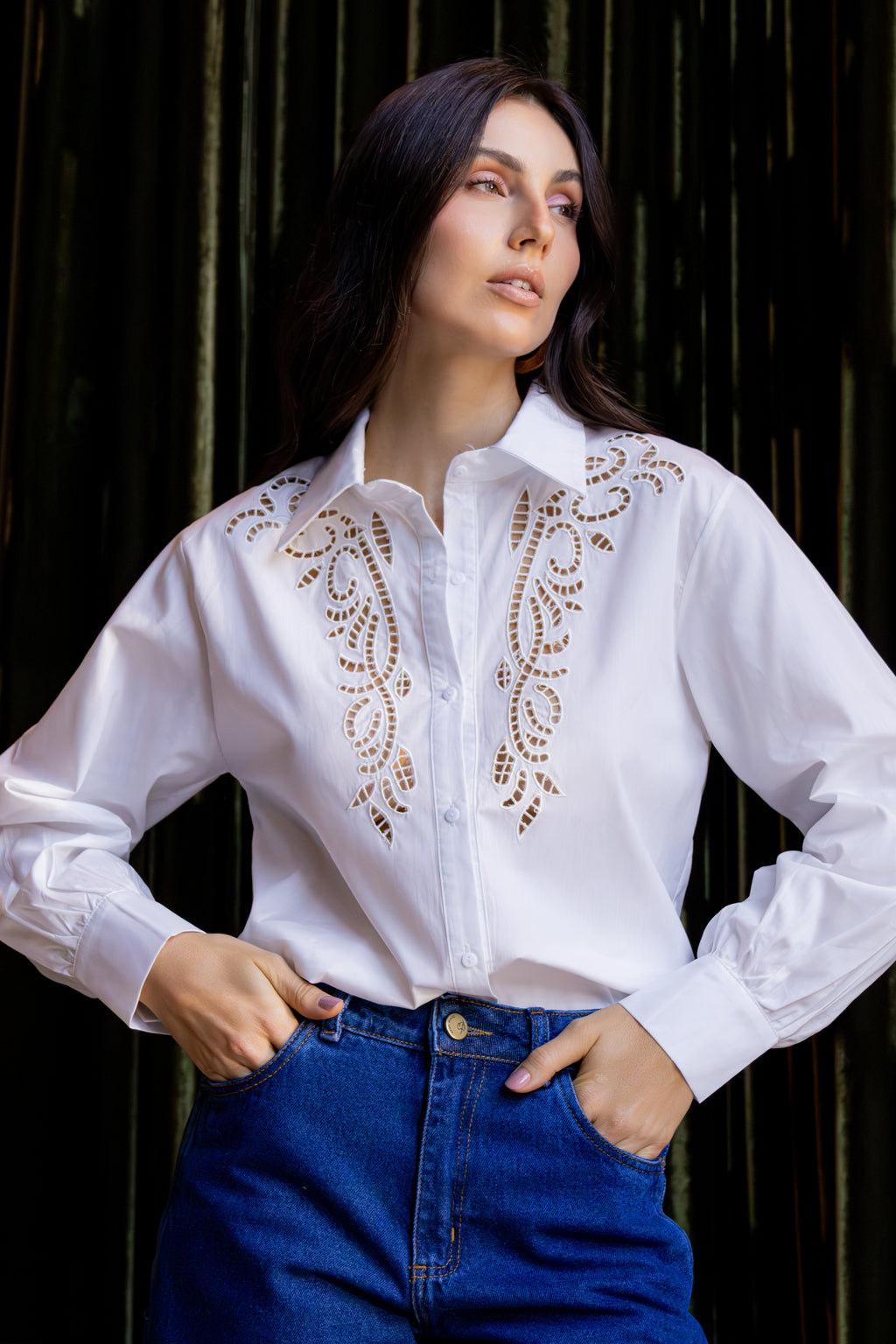 Camisa com detalhes frontal