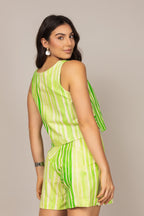 Conjunto de cropped e short saia