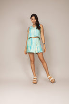 Conjunto de cropped e short saia