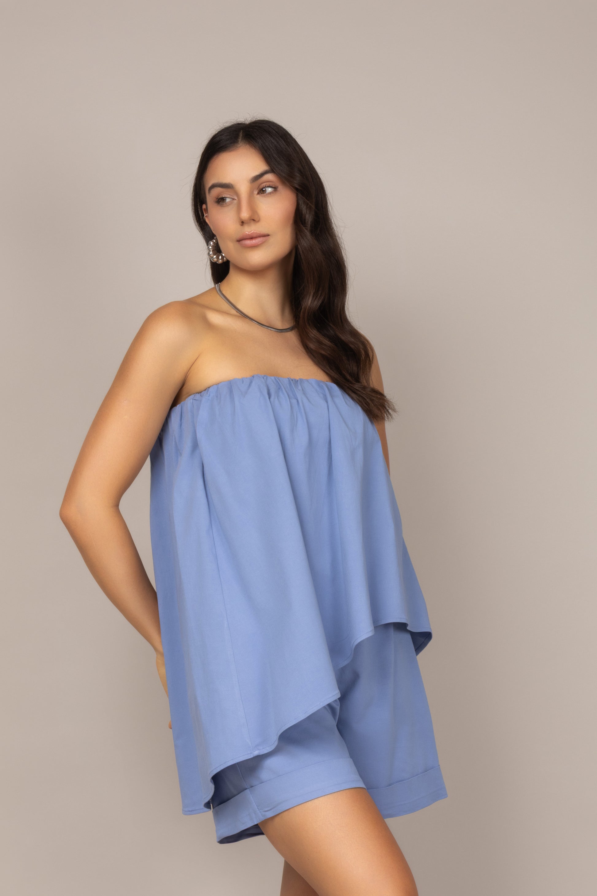 Conjunto de shorts e tomara que caia