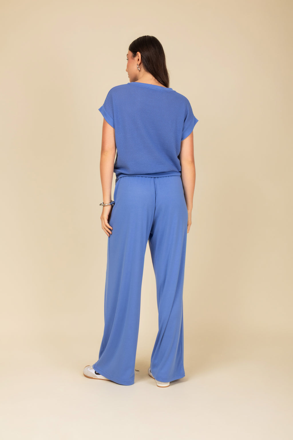 Conjunto com calça em malha leve