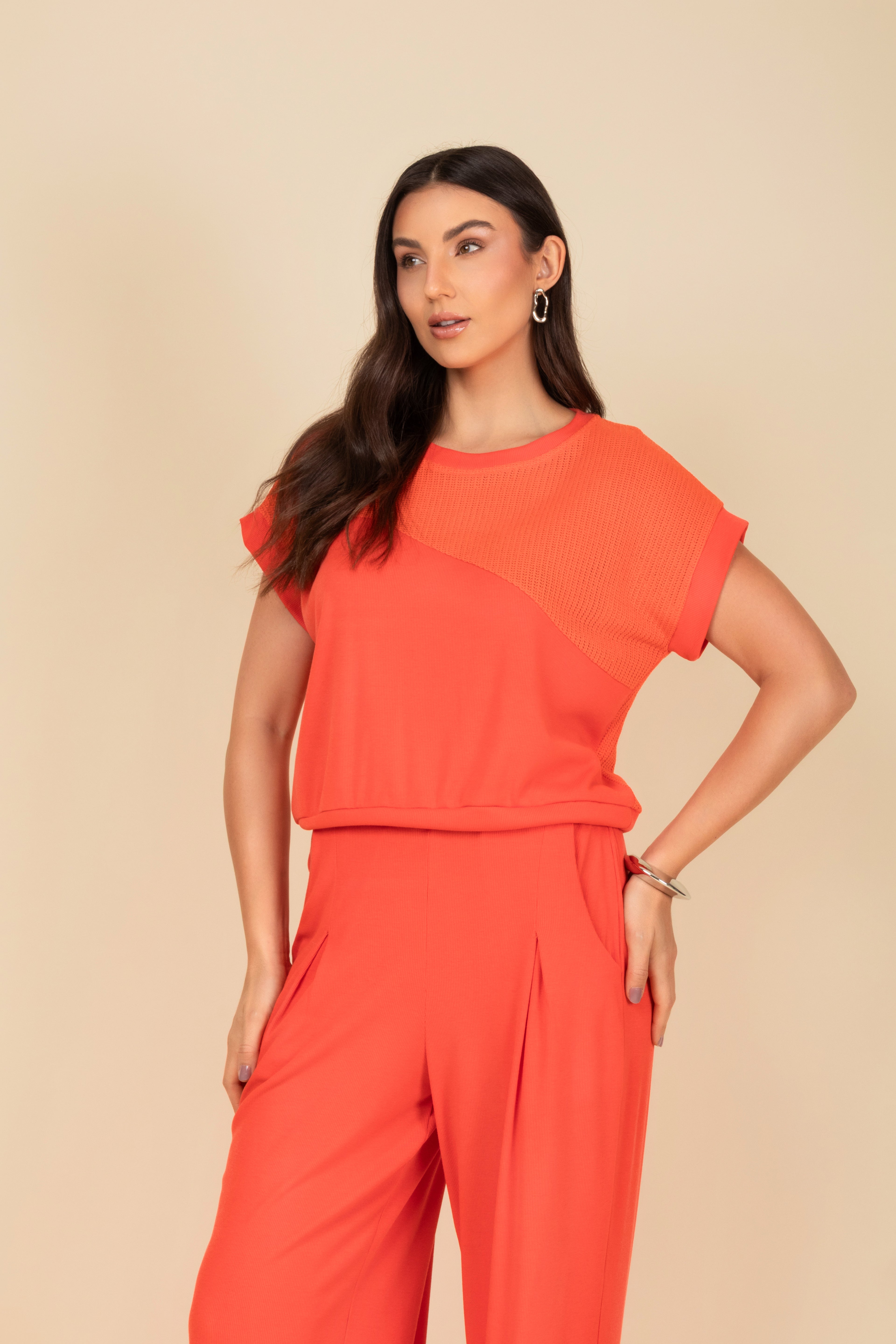Conjunto com calça em malha leve
