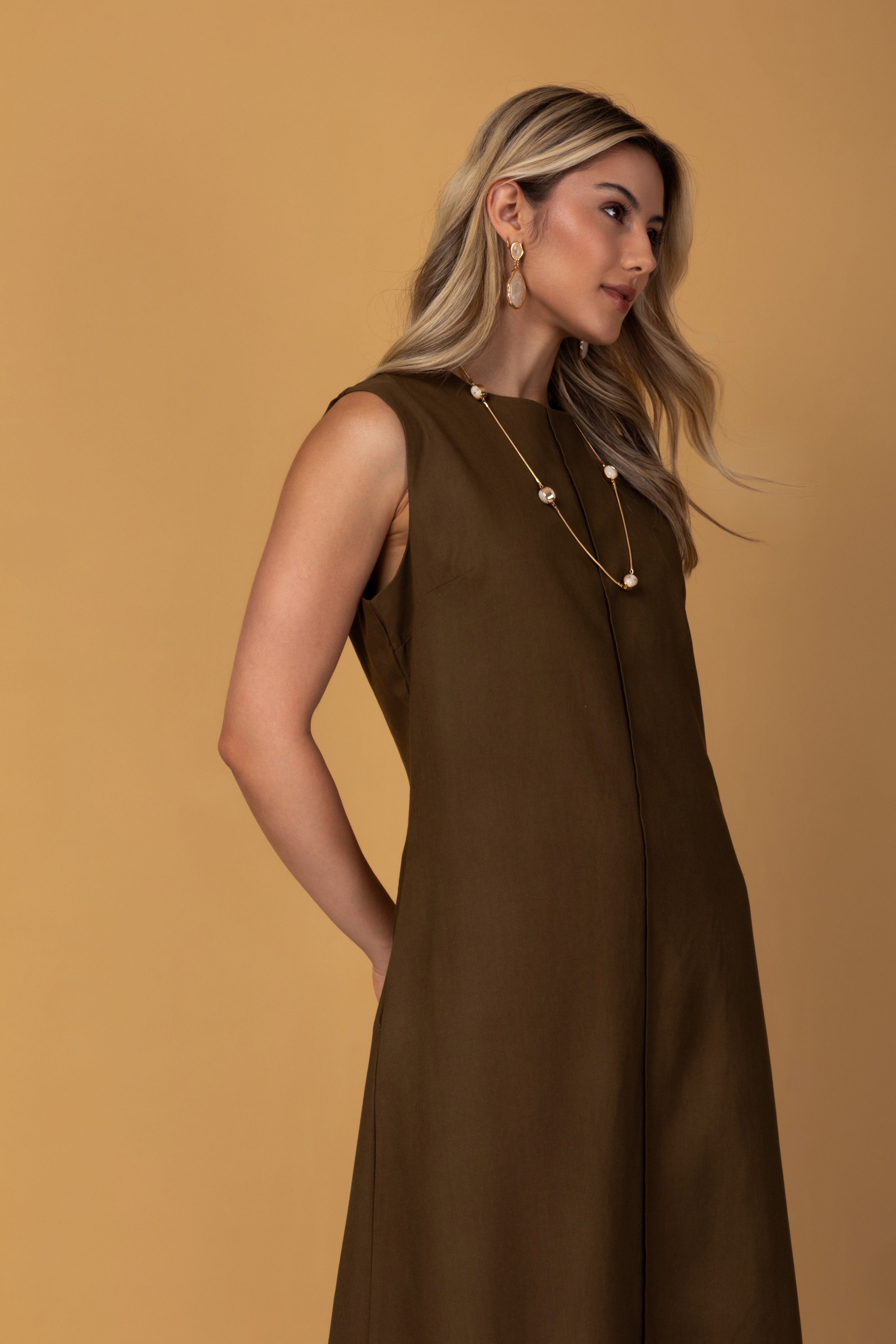 Vestido longo de linhas