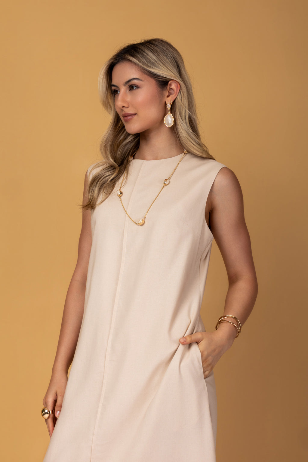 Vestido longo de linhas