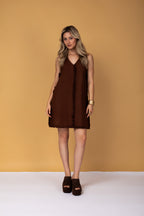 Vestido curto com detalhes em franja