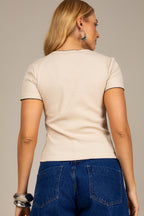 Blusa canelada com detalhes