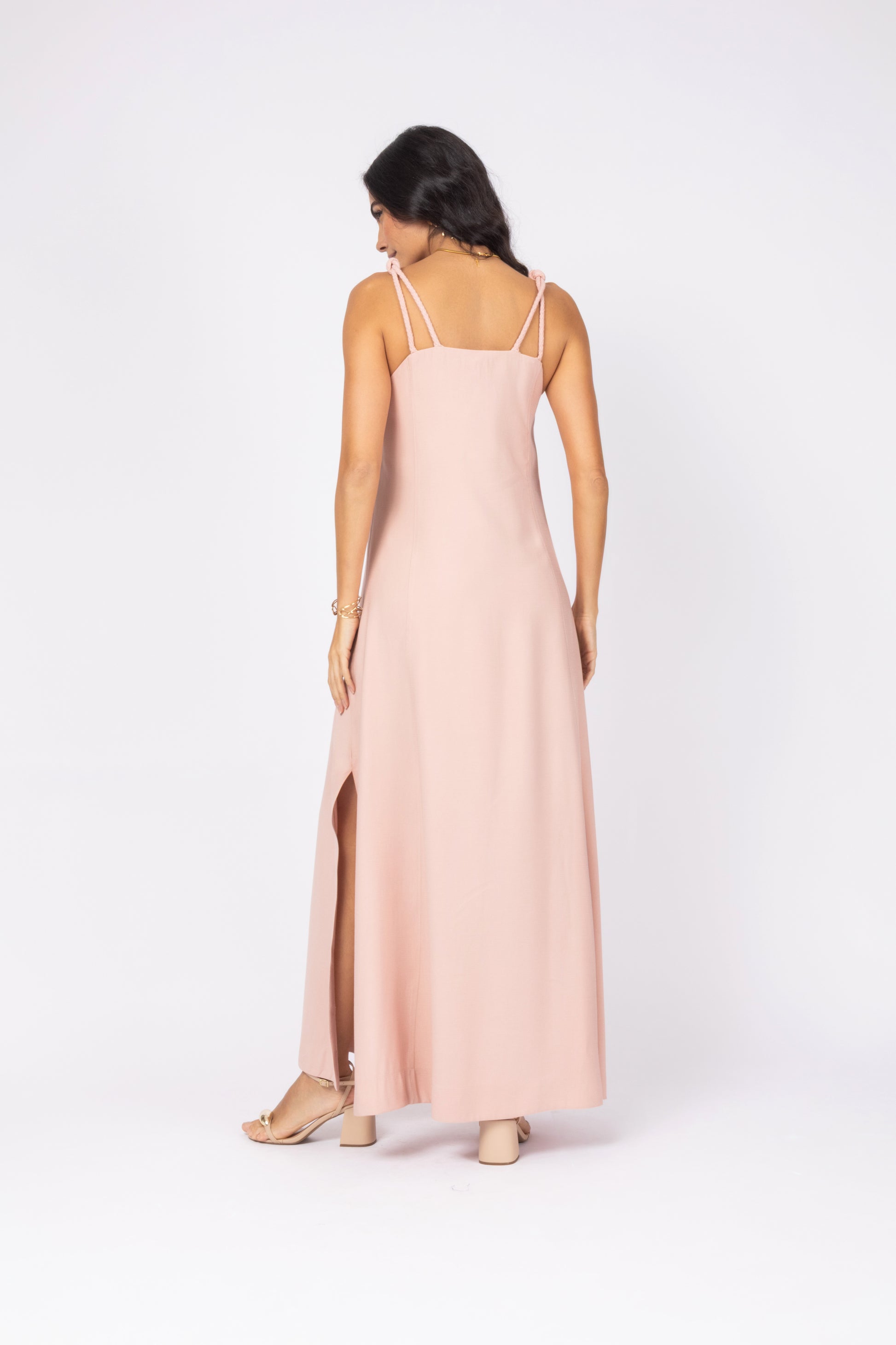 Vestido longo em viscose com alças