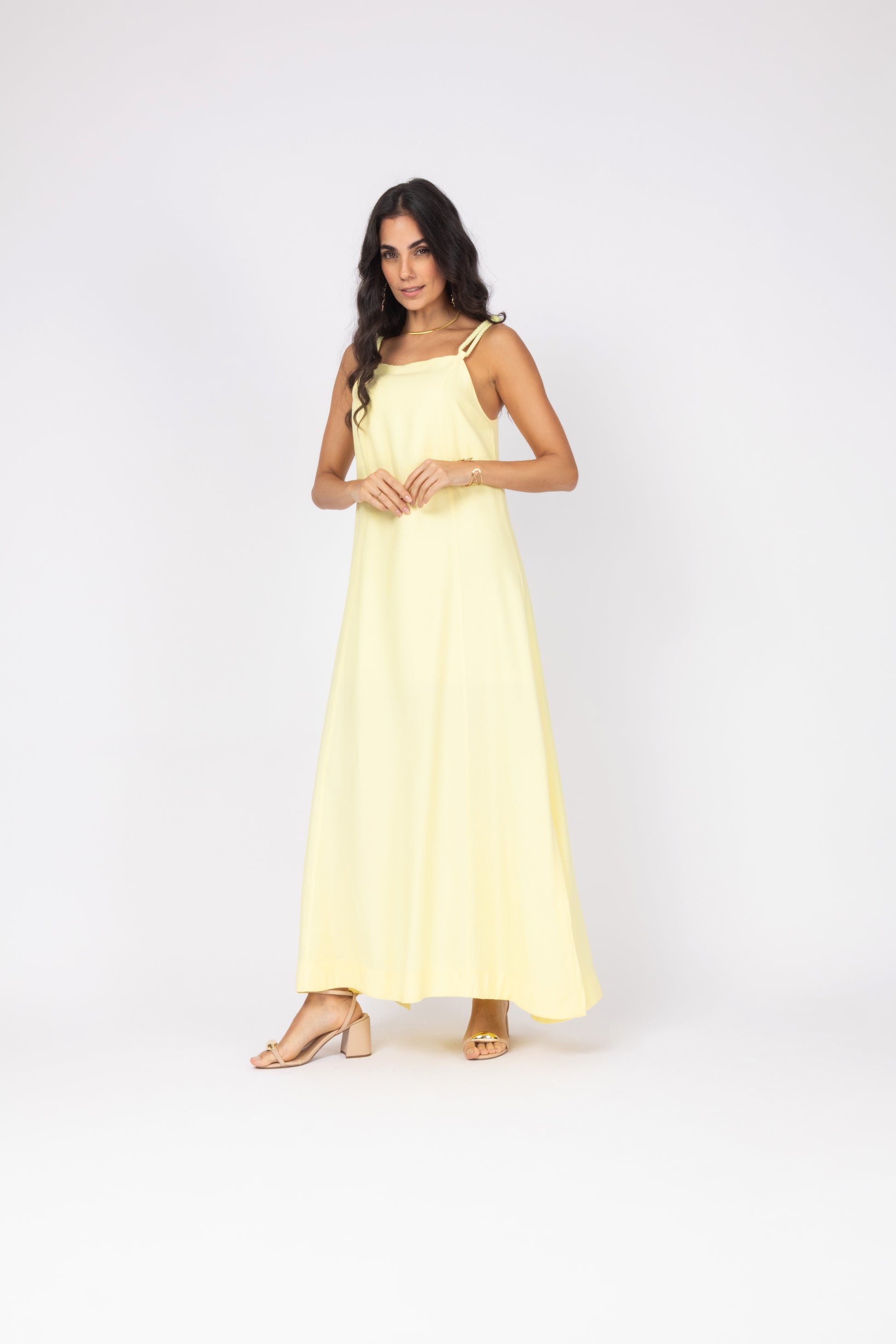 Vestido longo em viscose com alças