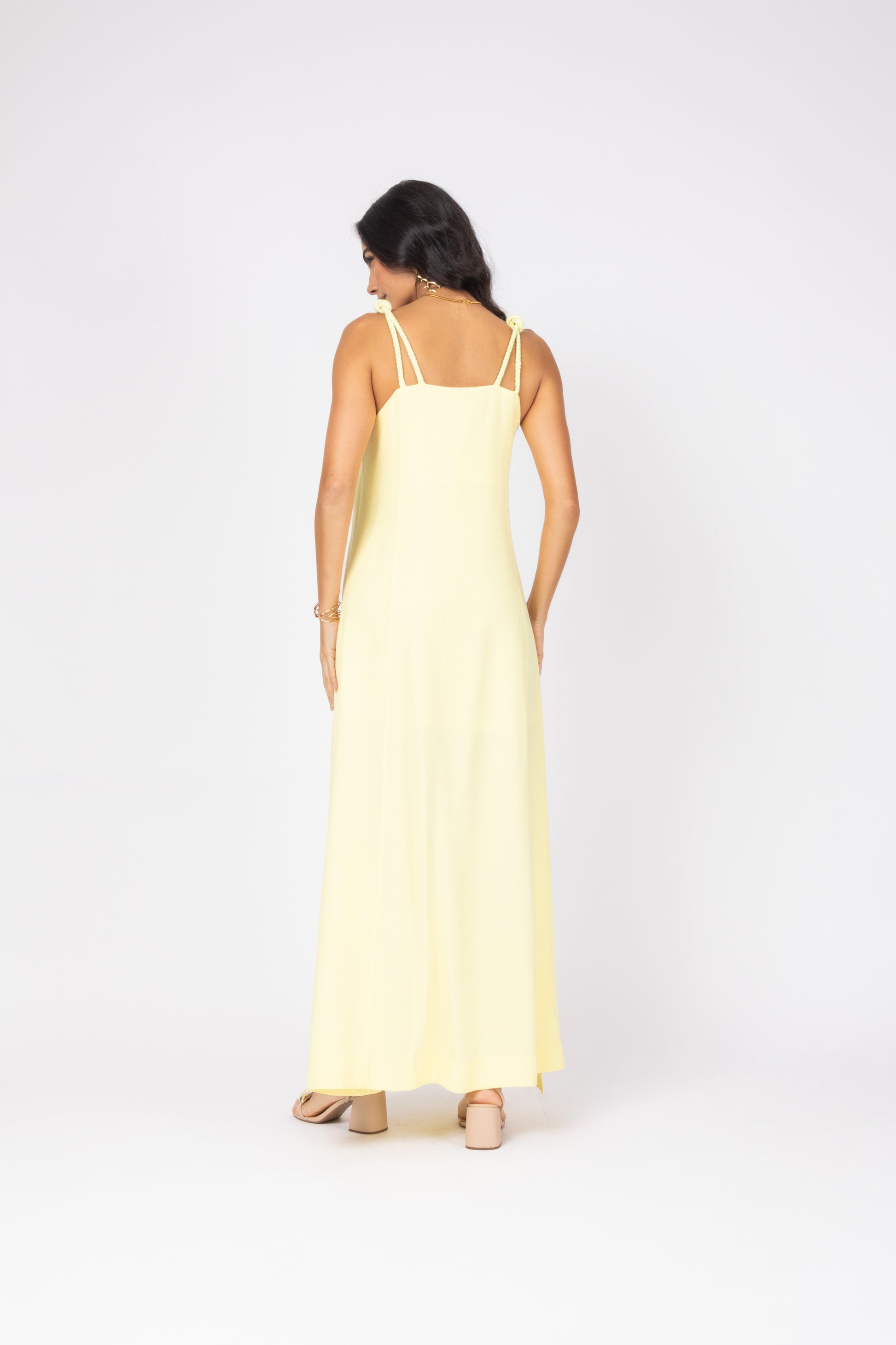 Vestido longo em viscose com alças