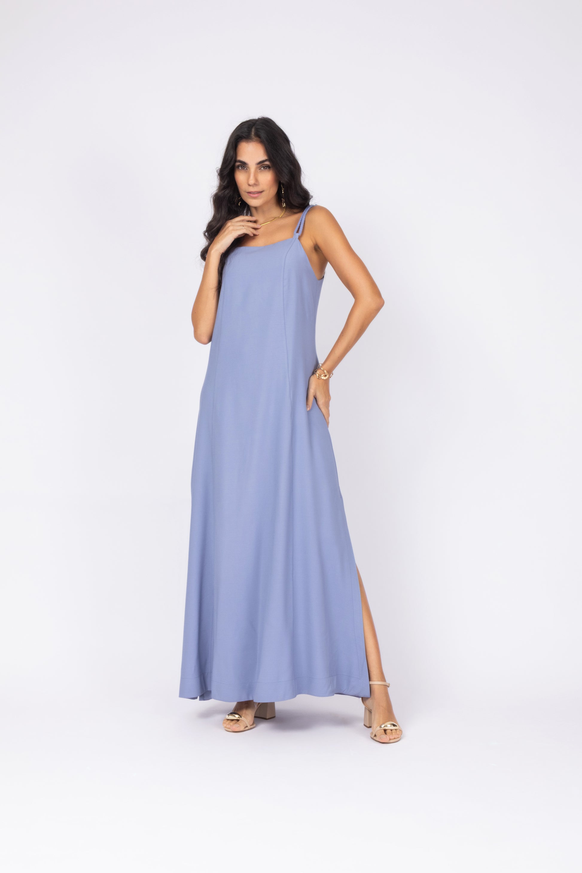Vestido longo em viscose com alças