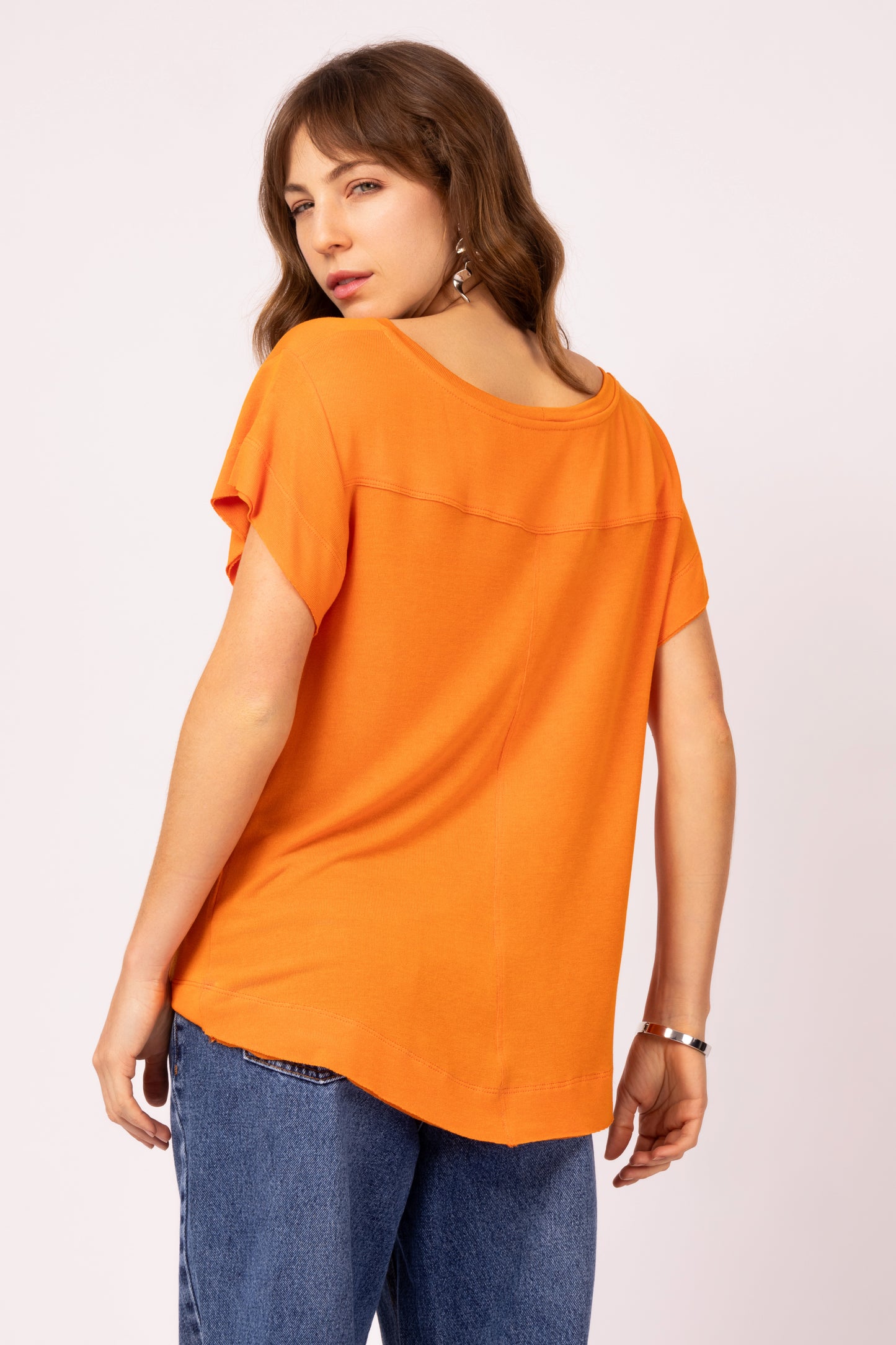 Blusa de malha com recorte frontal