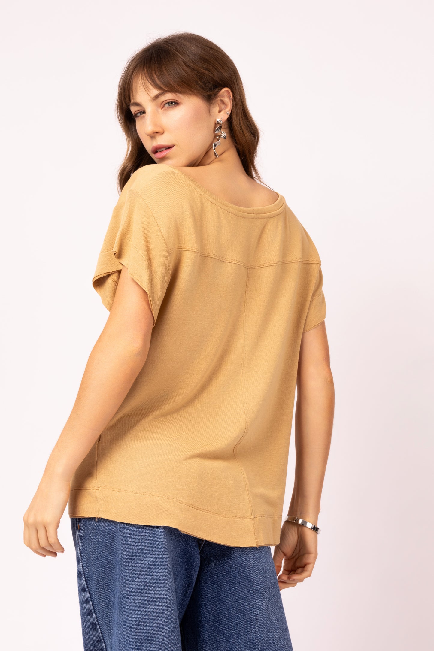 Blusa de malha com recorte frontal