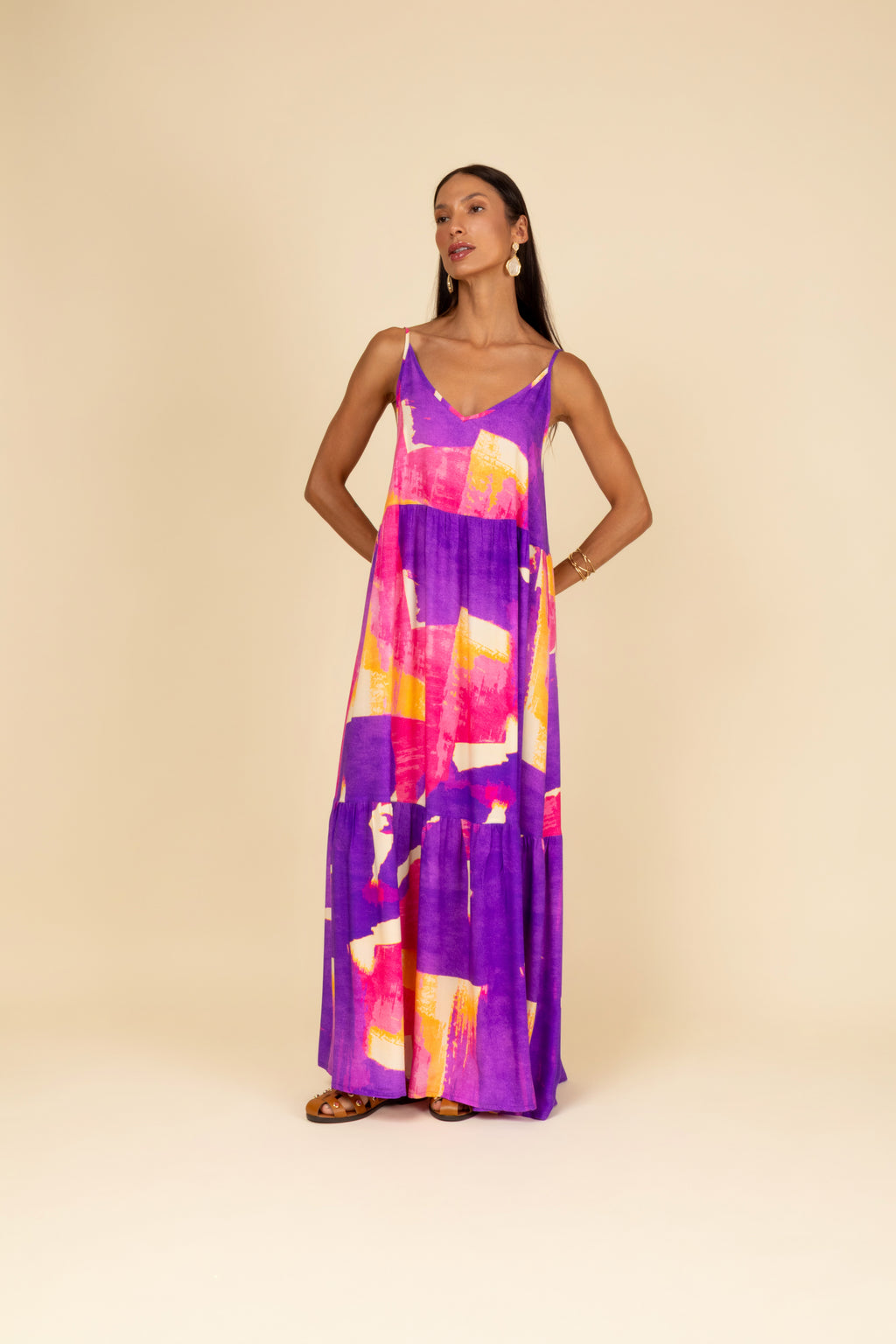 Vestido longo estampado tons vibrantes