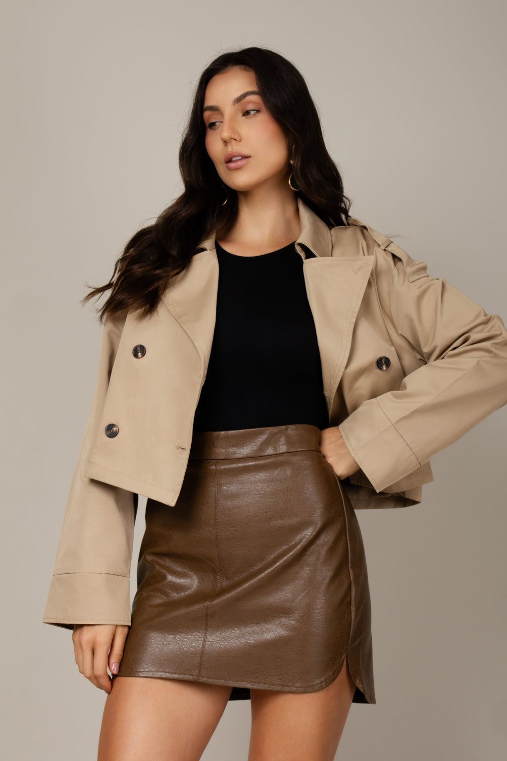 Jaqueta trench coat curto
