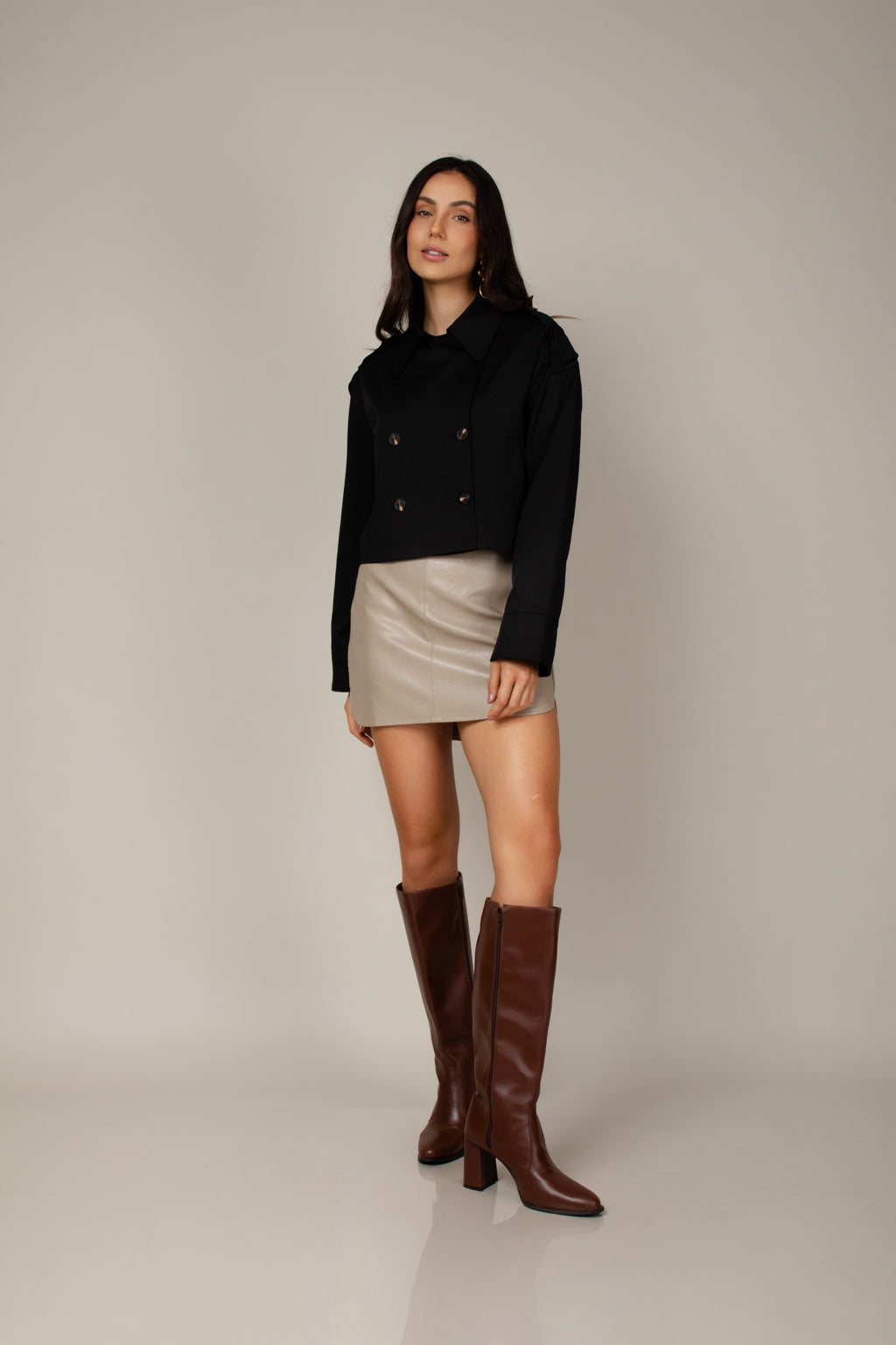 Jaqueta trench coat curto