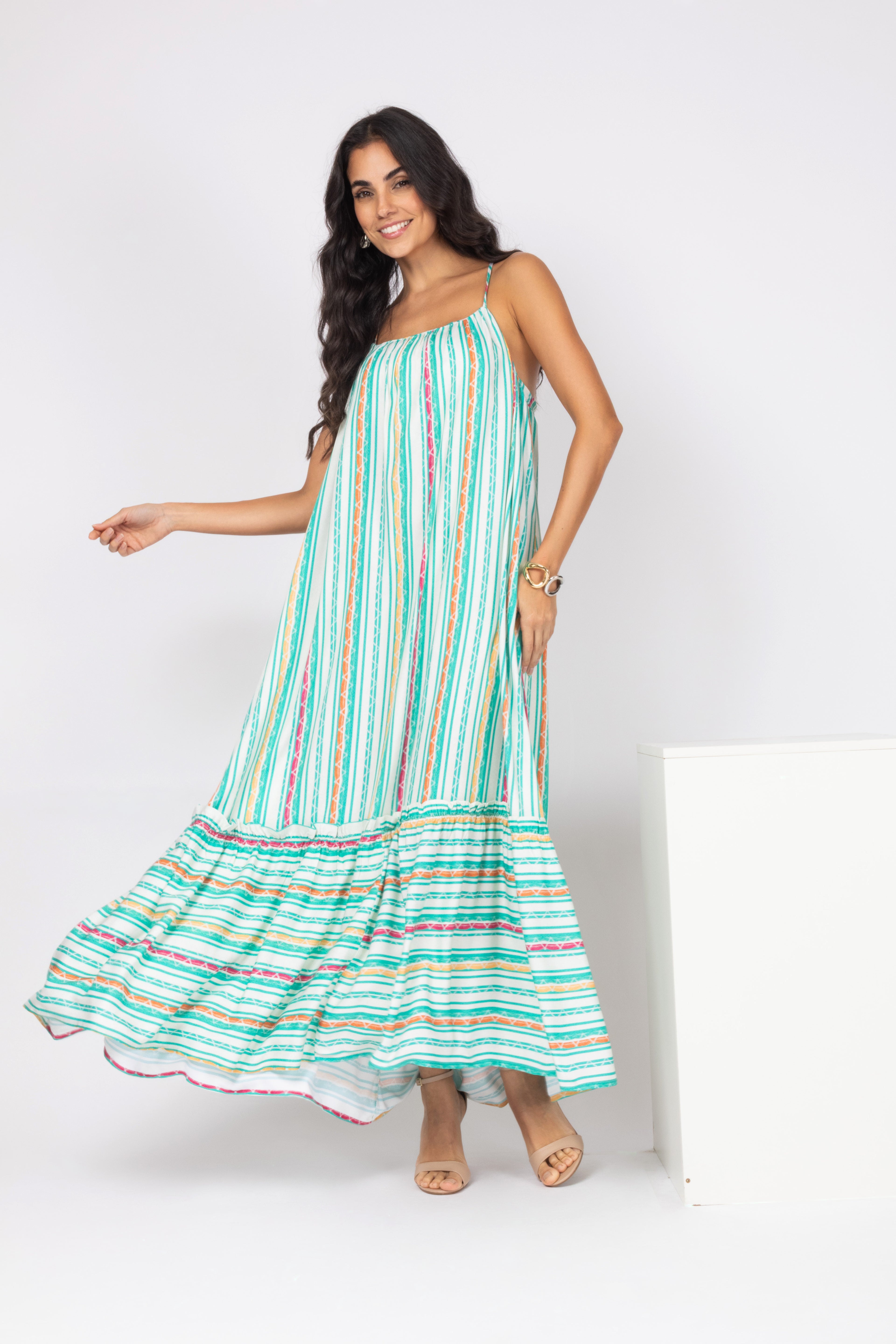 Vestido longo listrado multicolorido
