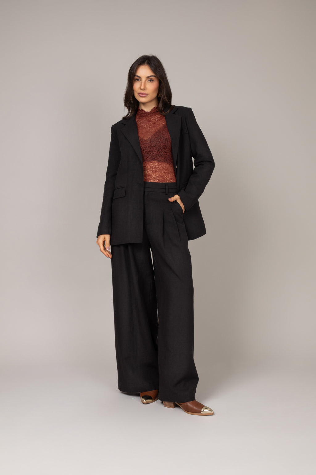 Calça pantalona de alfaiataria