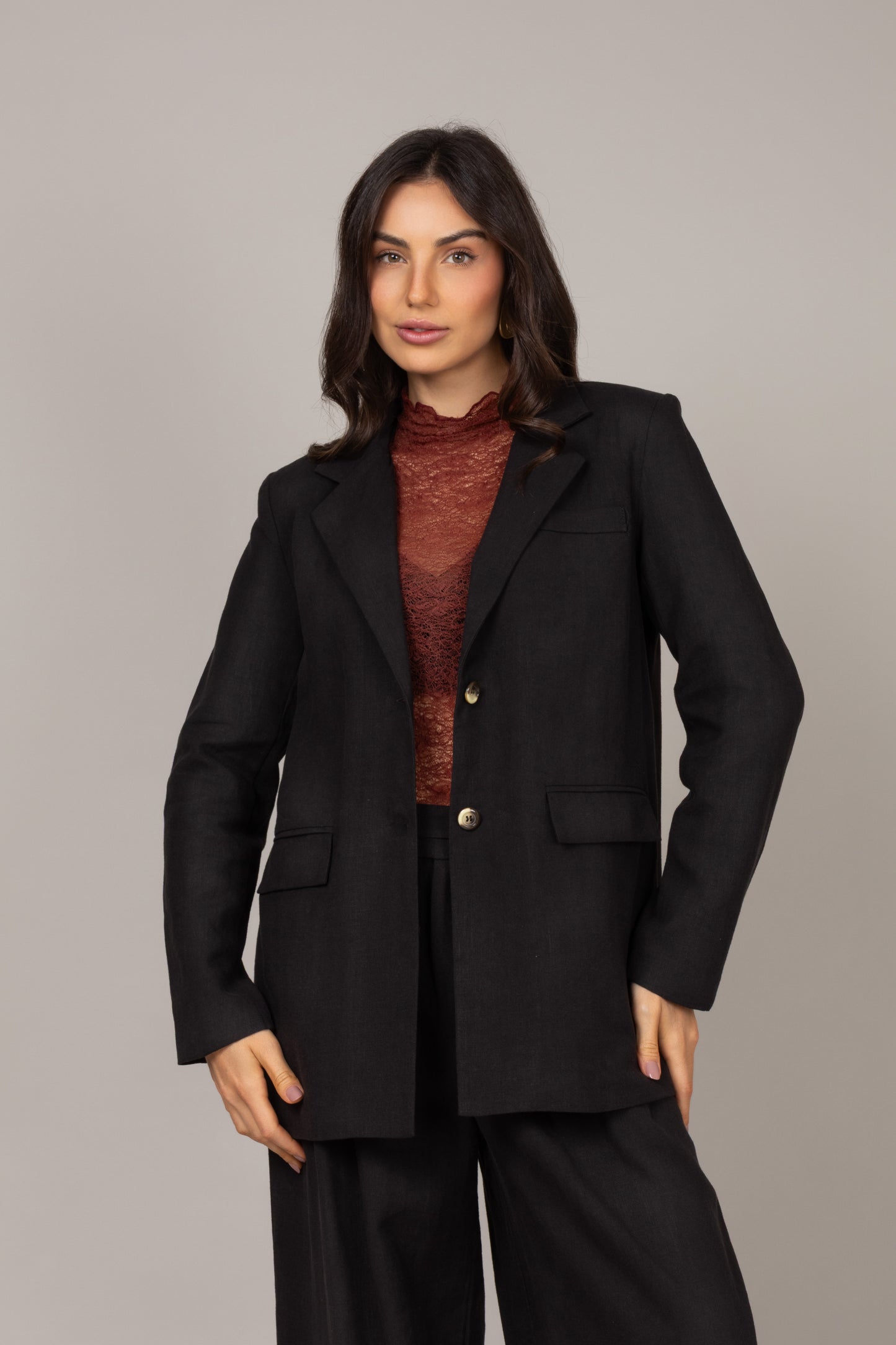Blazer alongado alfaiataria com ombreiras