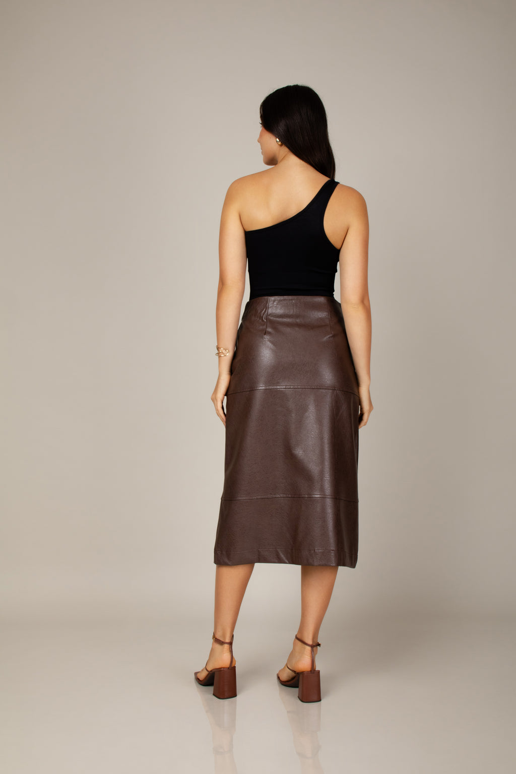 Saia midi em couro