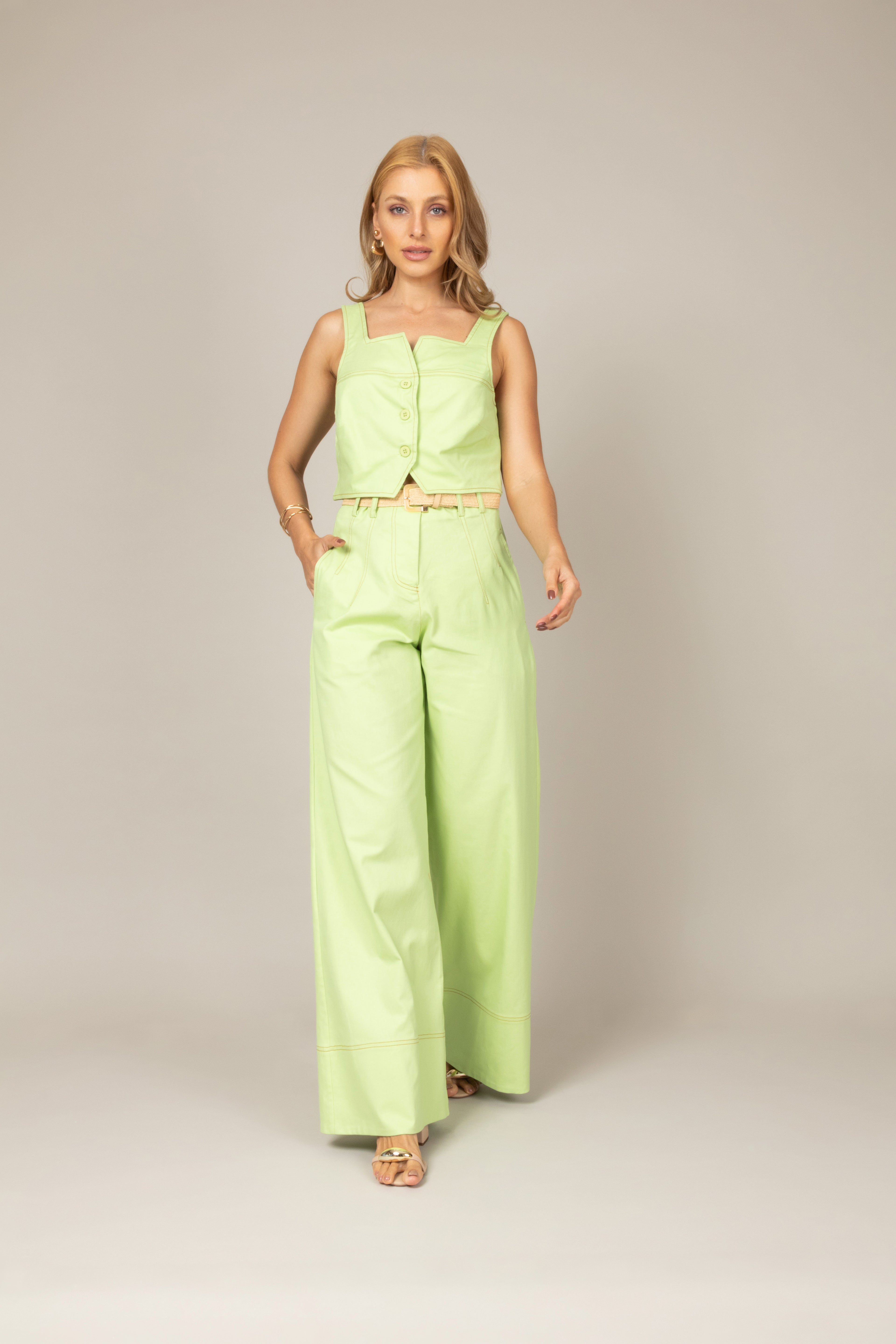 Conjunto cropped e calça wide