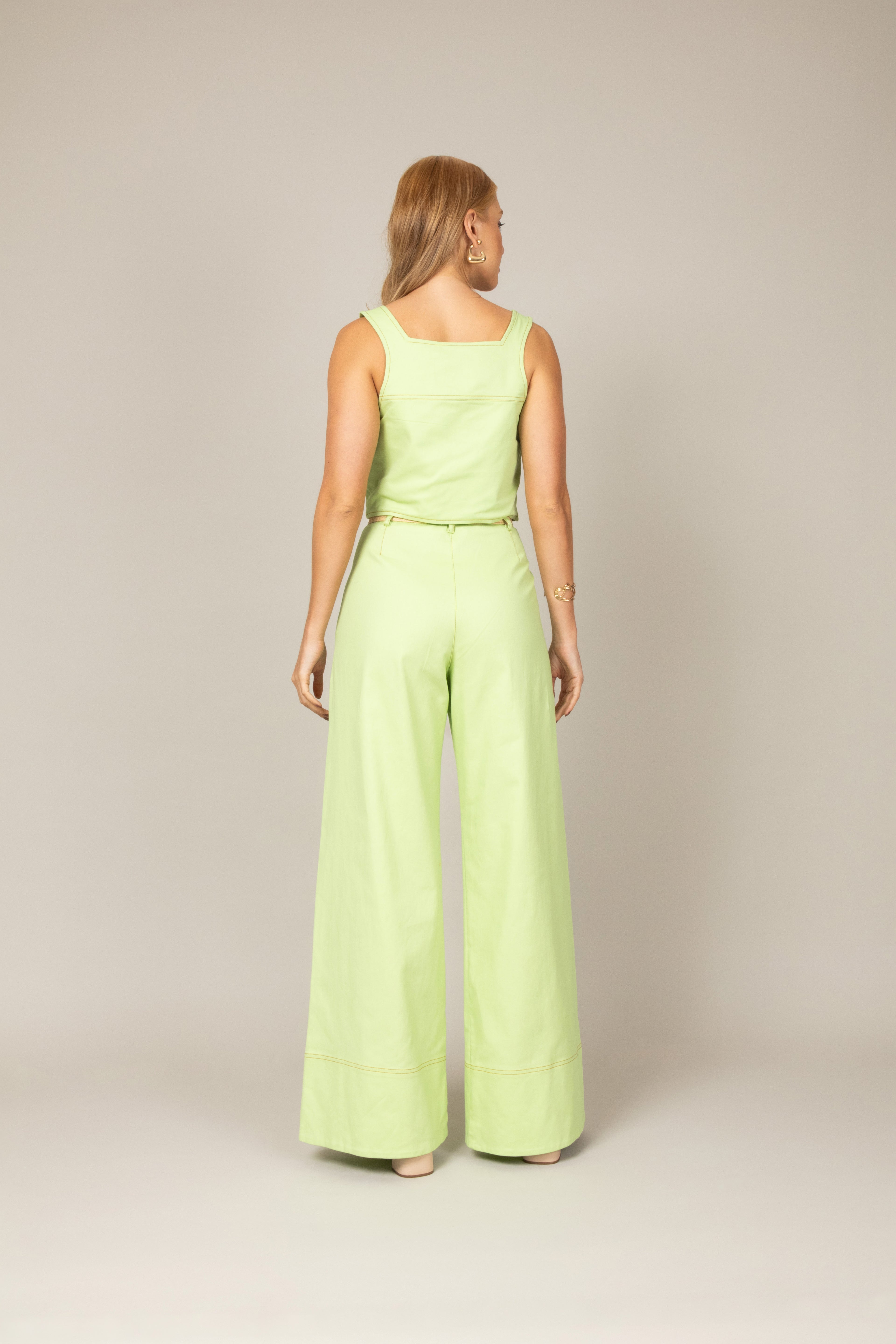 Conjunto cropped e calça wide