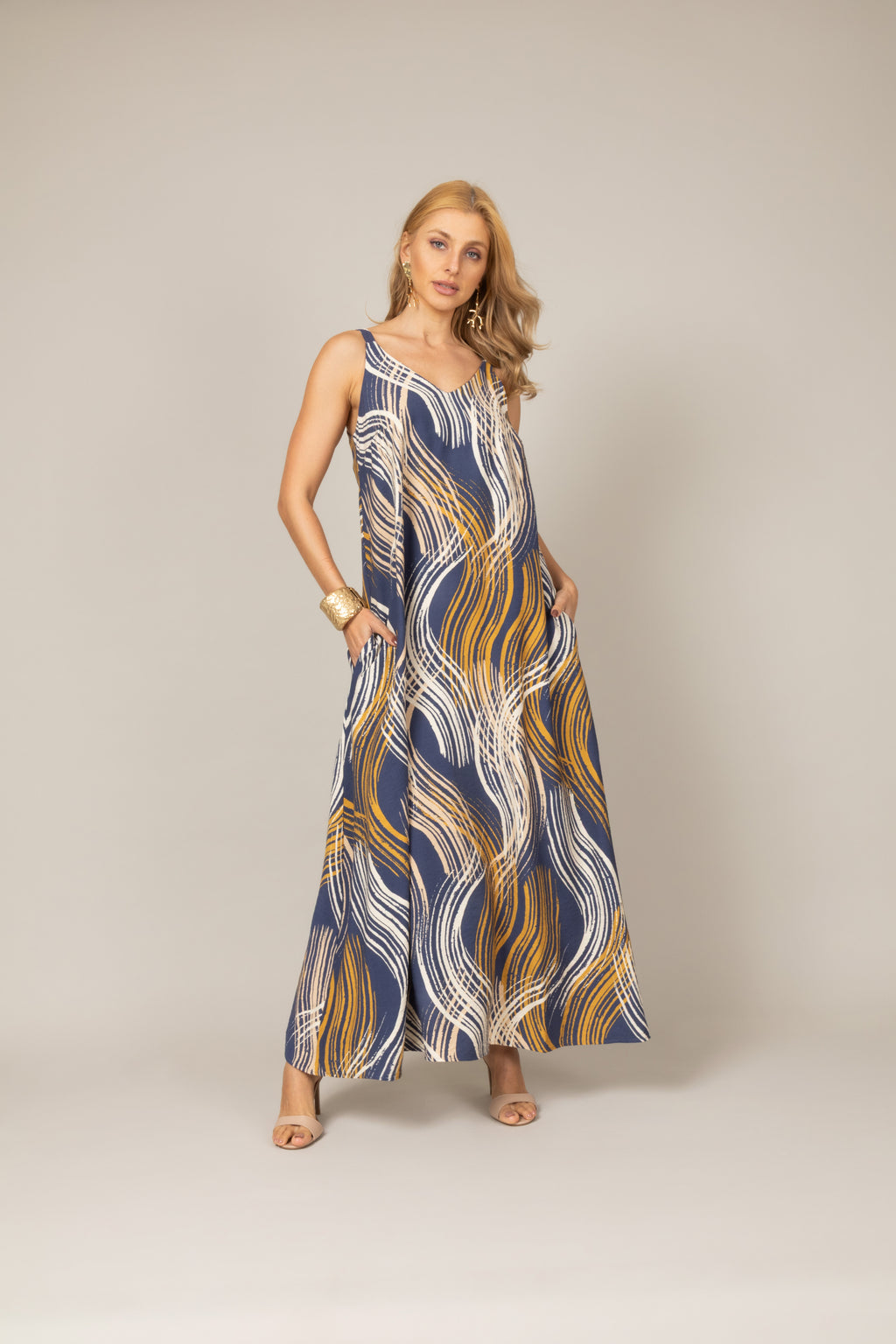 Vestido longo estampado waves