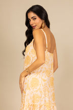 Vestido Longo Floral em Camadas