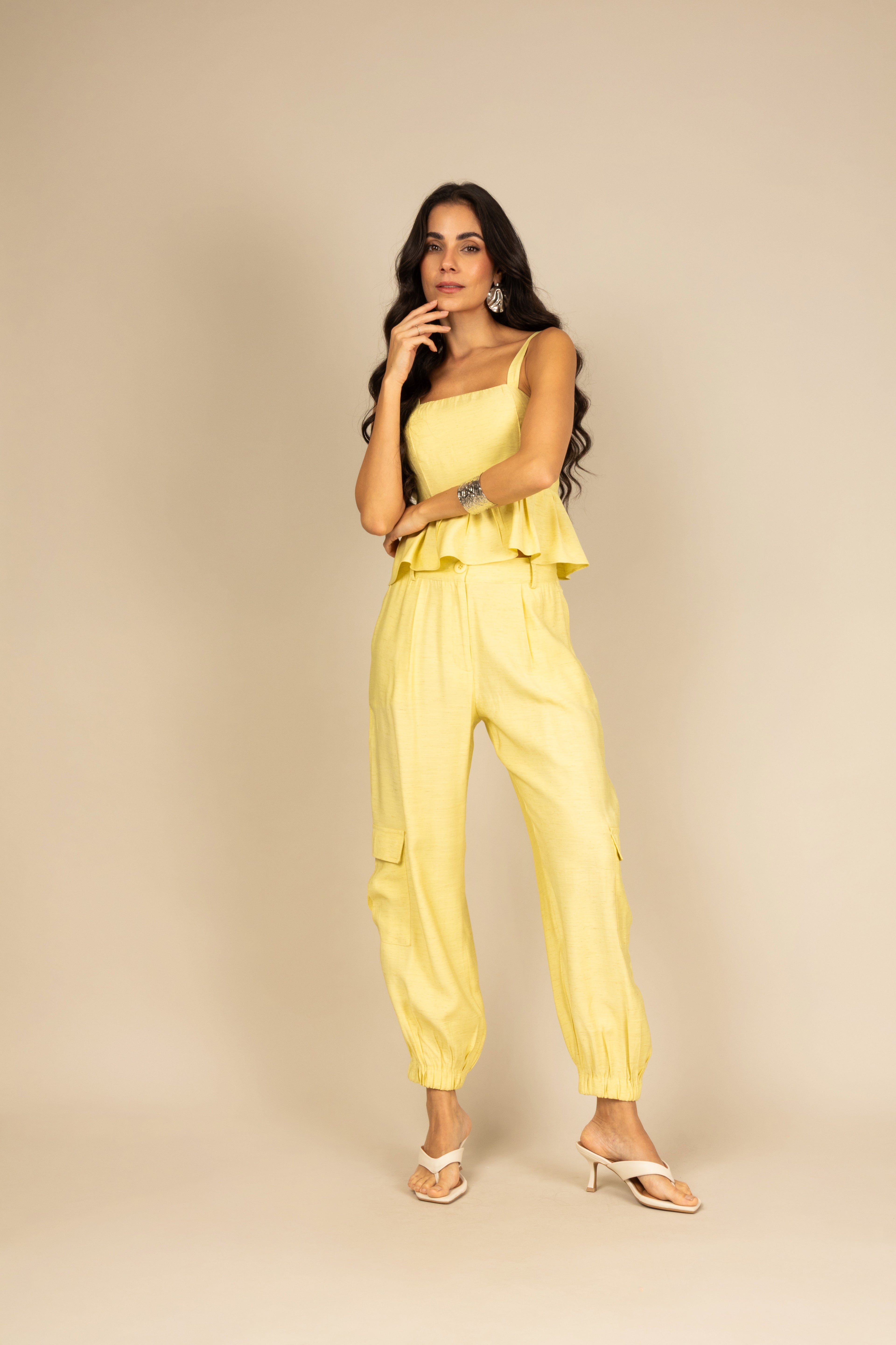 Conjunto calça e top peplum