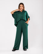 Calça pantalona em viscose maquinetada
