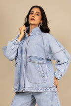 Jaqueta jeans alongada com zíper