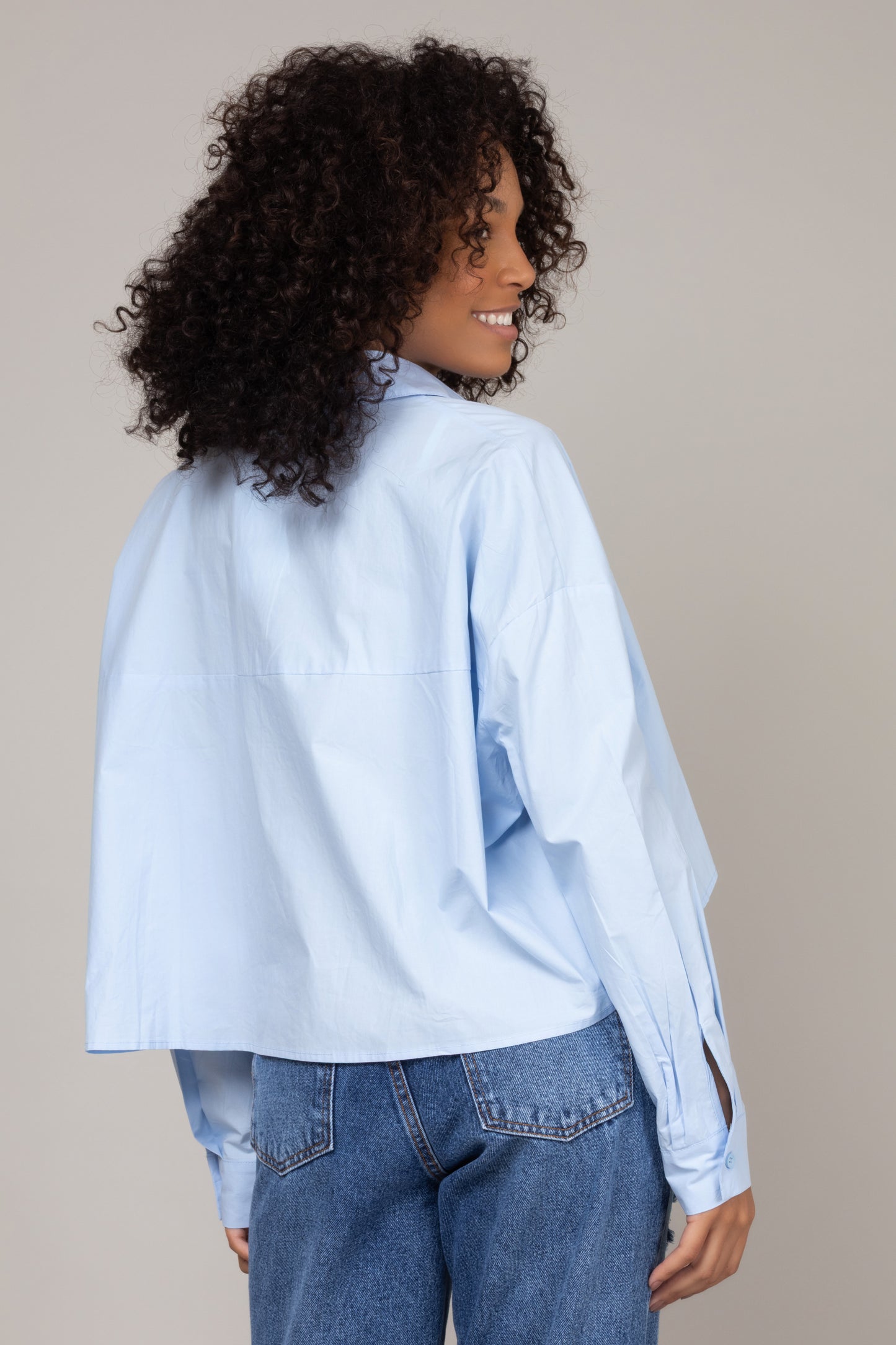 Camisa cropped oversized