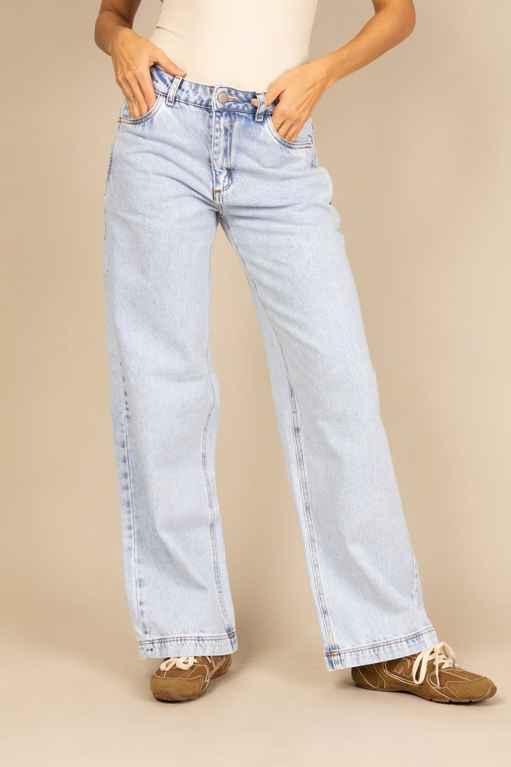 Calça boyfriend sarja
