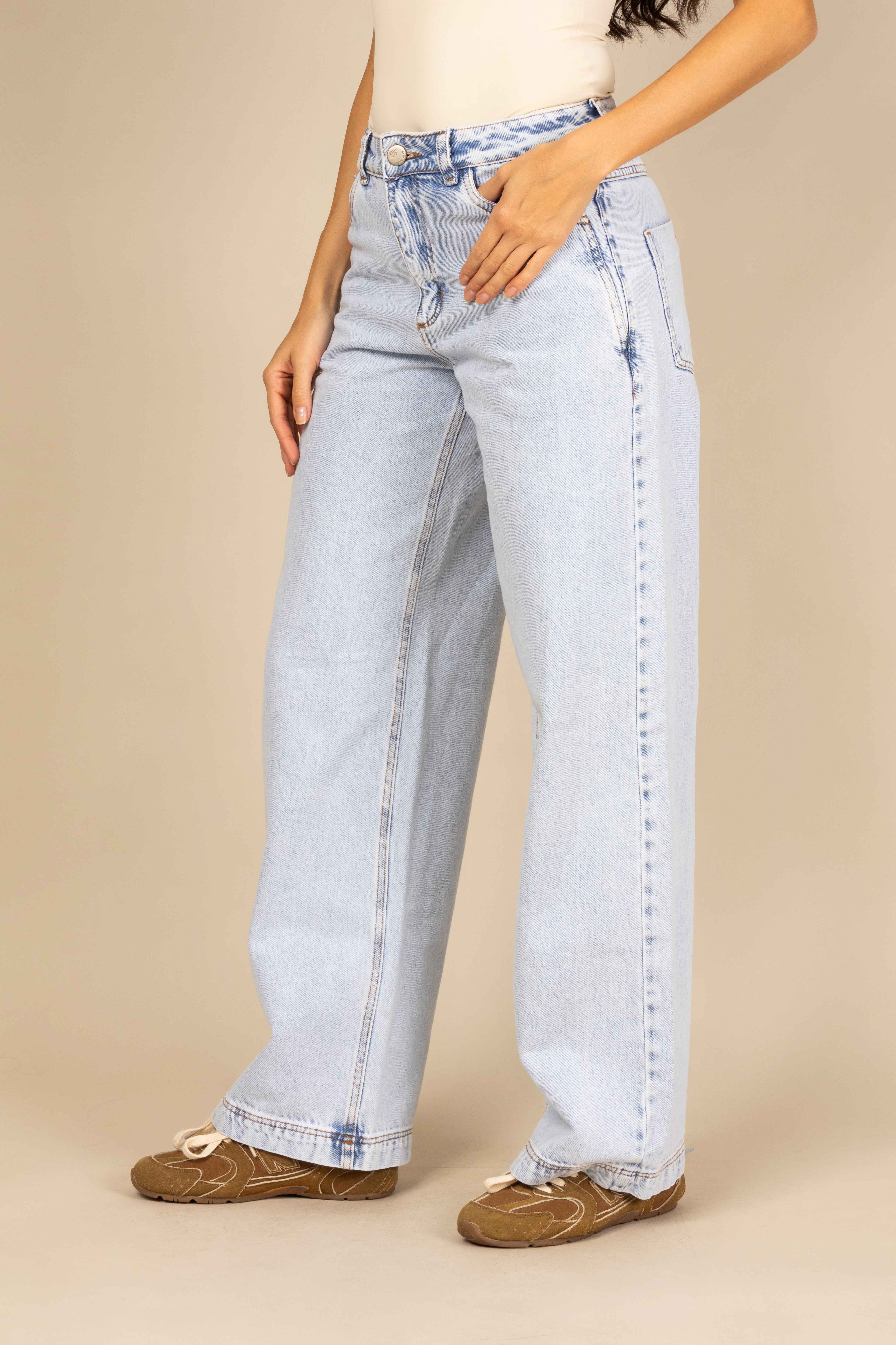 Calça boyfriend sarja