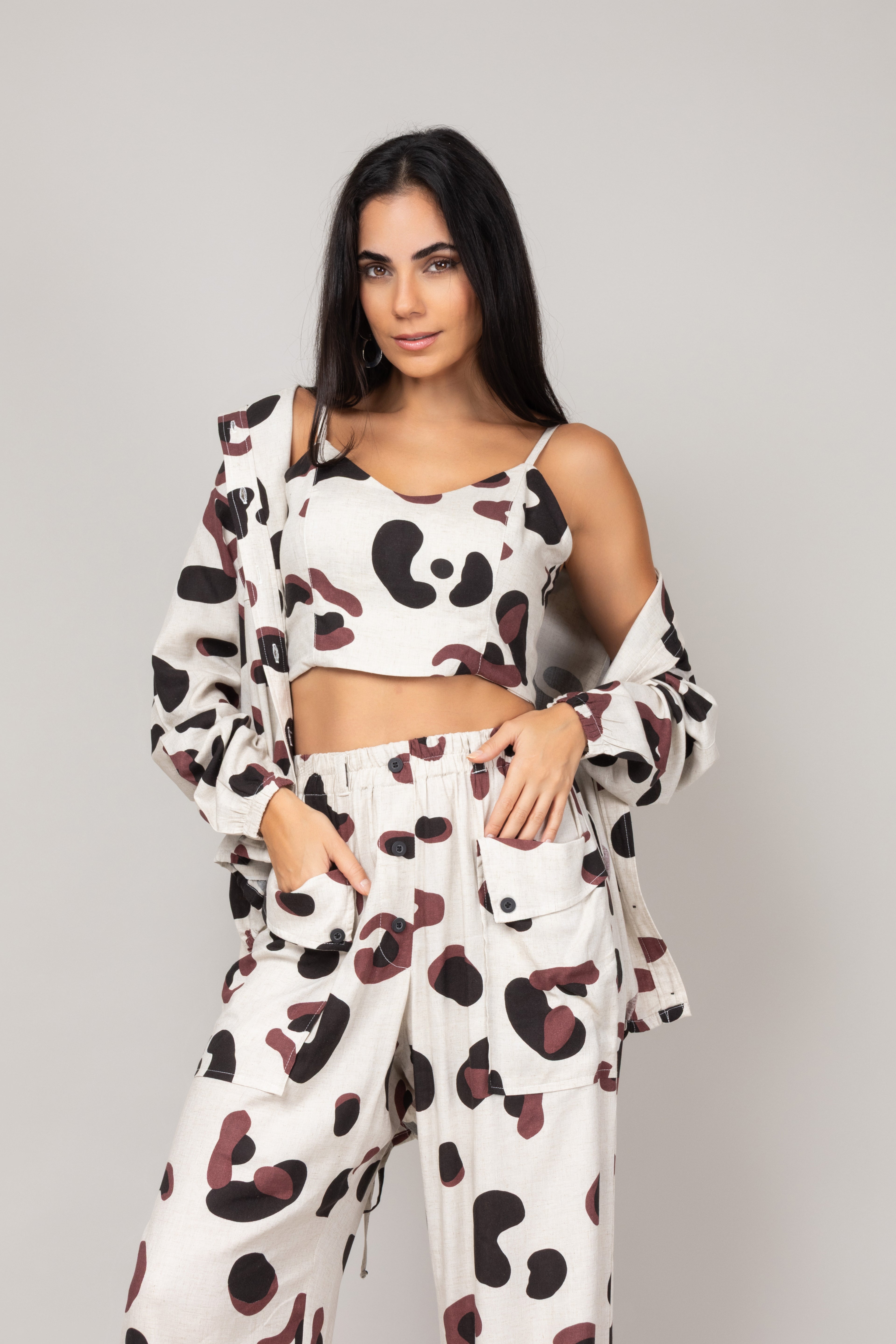 Jaqueta com capuz animal print