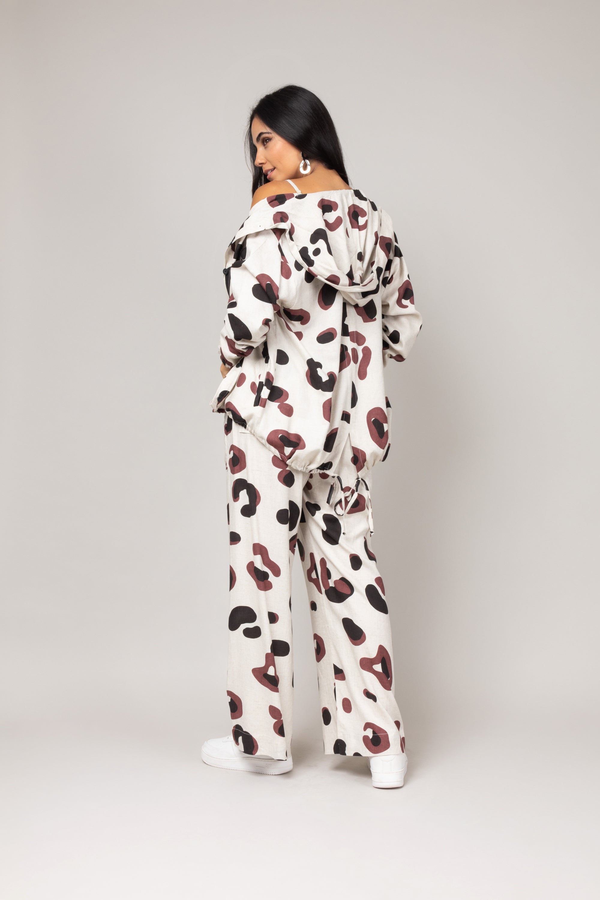 Conjunto de top e calça estampado