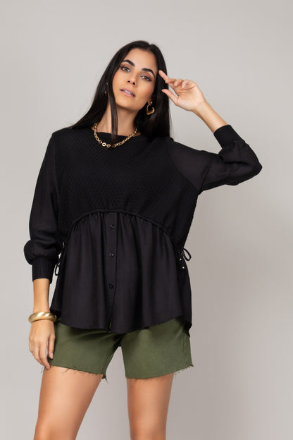 Blusa texturizada com mangas amplas