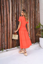 Conjunto de cropped e saia midi