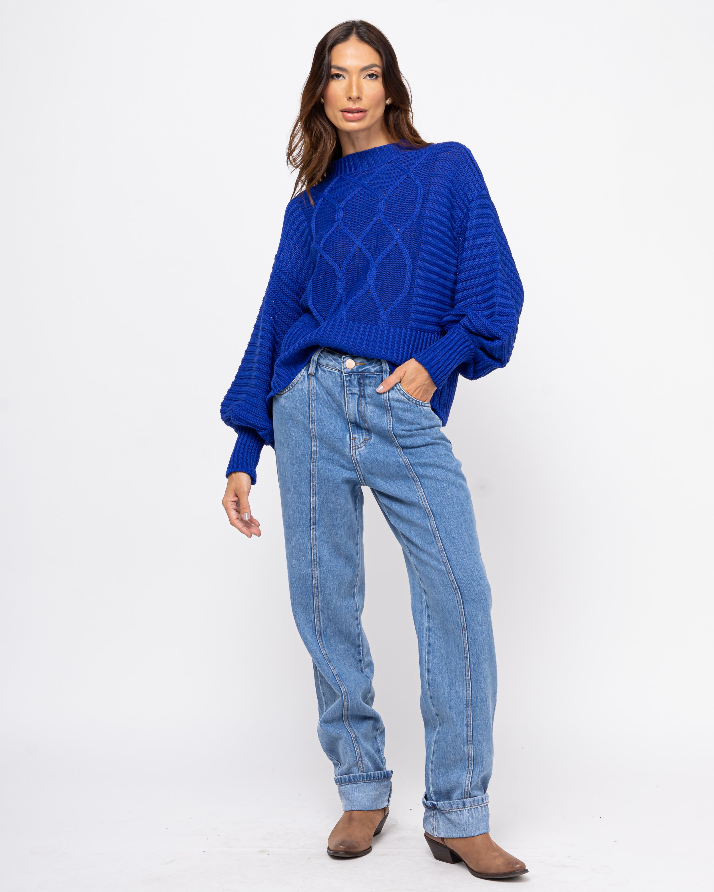 Blusa tricot mangas bufantes azul